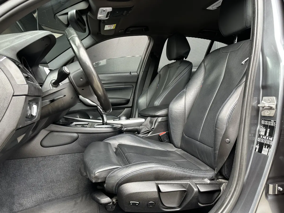 118i LCI | AUT | M-SPORT | LEER | Navi PRO | Camera | NL AUTO |