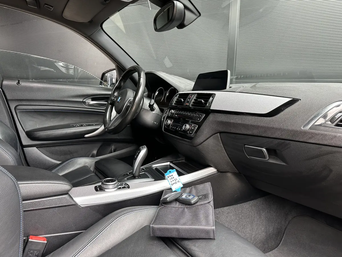 118i LCI | AUT | M-SPORT | LEER | Navi PRO | Camera | NL AUTO |