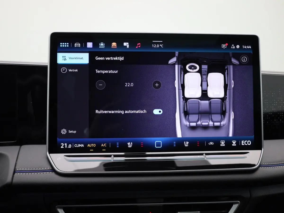 1.5 eHybrid R-Line 272 PK | Panoramadak | Blackline | Navigatie | Leder | Memory | Head Up | Harman Kardon | stuur en stoelverwarming | 360 Camera | Achterklep Elektrisch | Side Assist | Hig