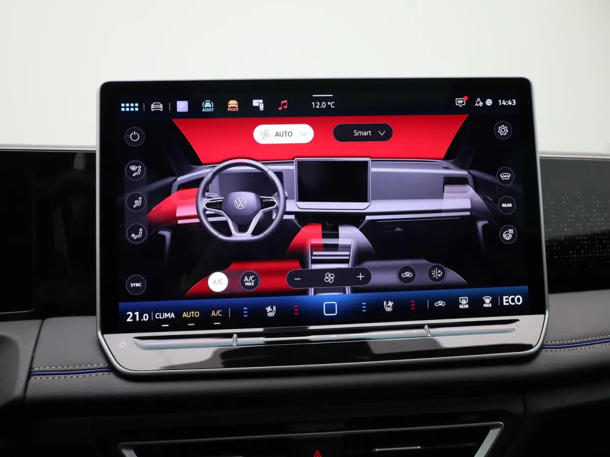 1.5 eHybrid R-Line 272 PK | Panoramadak | Blackline | Navigatie | Leder | Memory | Head Up | Harman Kardon | stuur en stoelverwarming | 360 Camera | Achterklep Elektrisch | Side Assist | Hig