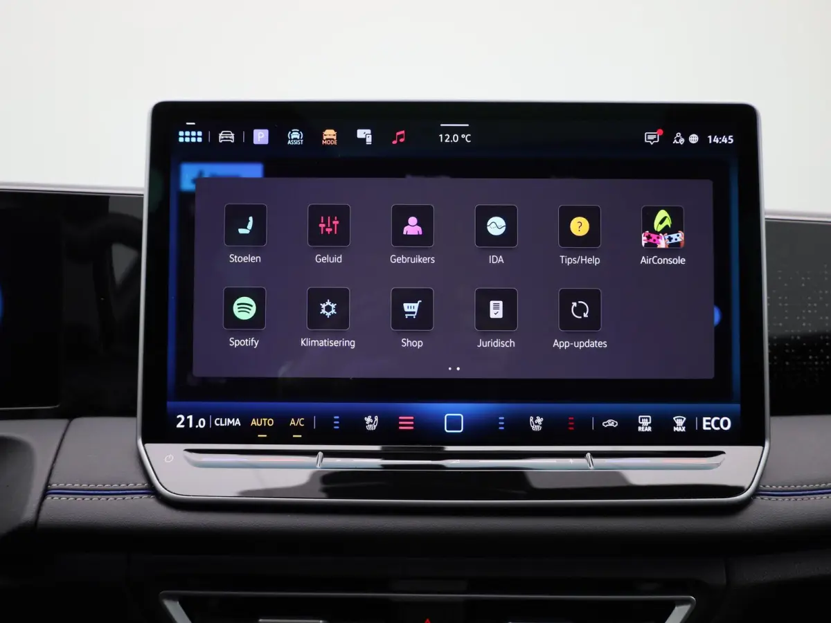 1.5 eHybrid R-Line 272 PK | Panoramadak | Blackline | Navigatie | Leder | Memory | Head Up | Harman Kardon | stuur en stoelverwarming | 360 Camera | Achterklep Elektrisch | Side Assist | Hig