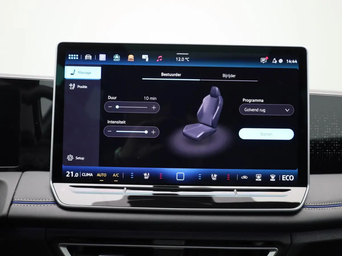 1.5 eHybrid R-Line 272 PK | Panoramadak | Blackline | Navigatie | Leder | Memory | Head Up | Harman Kardon | stuur en stoelverwarming | 360 Camera | Achterklep Elektrisch | Side Assist | Hig