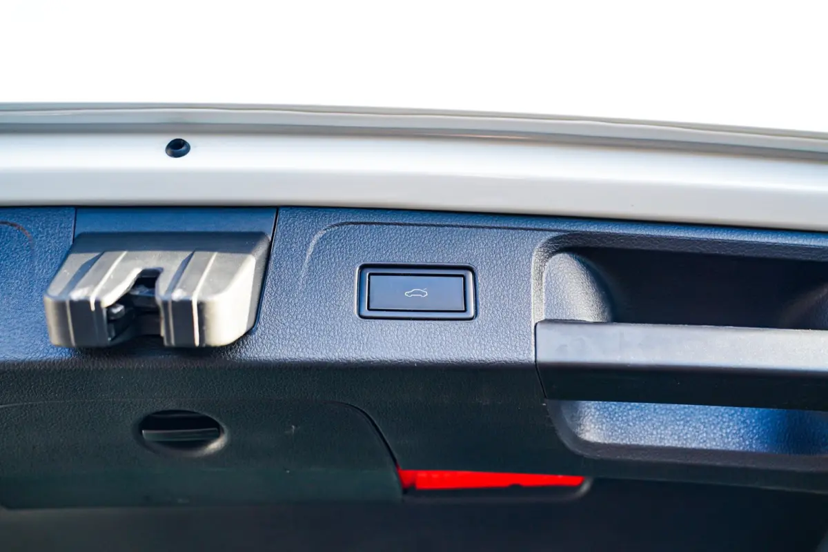 1.4 TSI PHEV GTE Business | Panorama | Plugin Hybride | Xenon/LED | Verwarmde voorstoelen | Comfortstoel