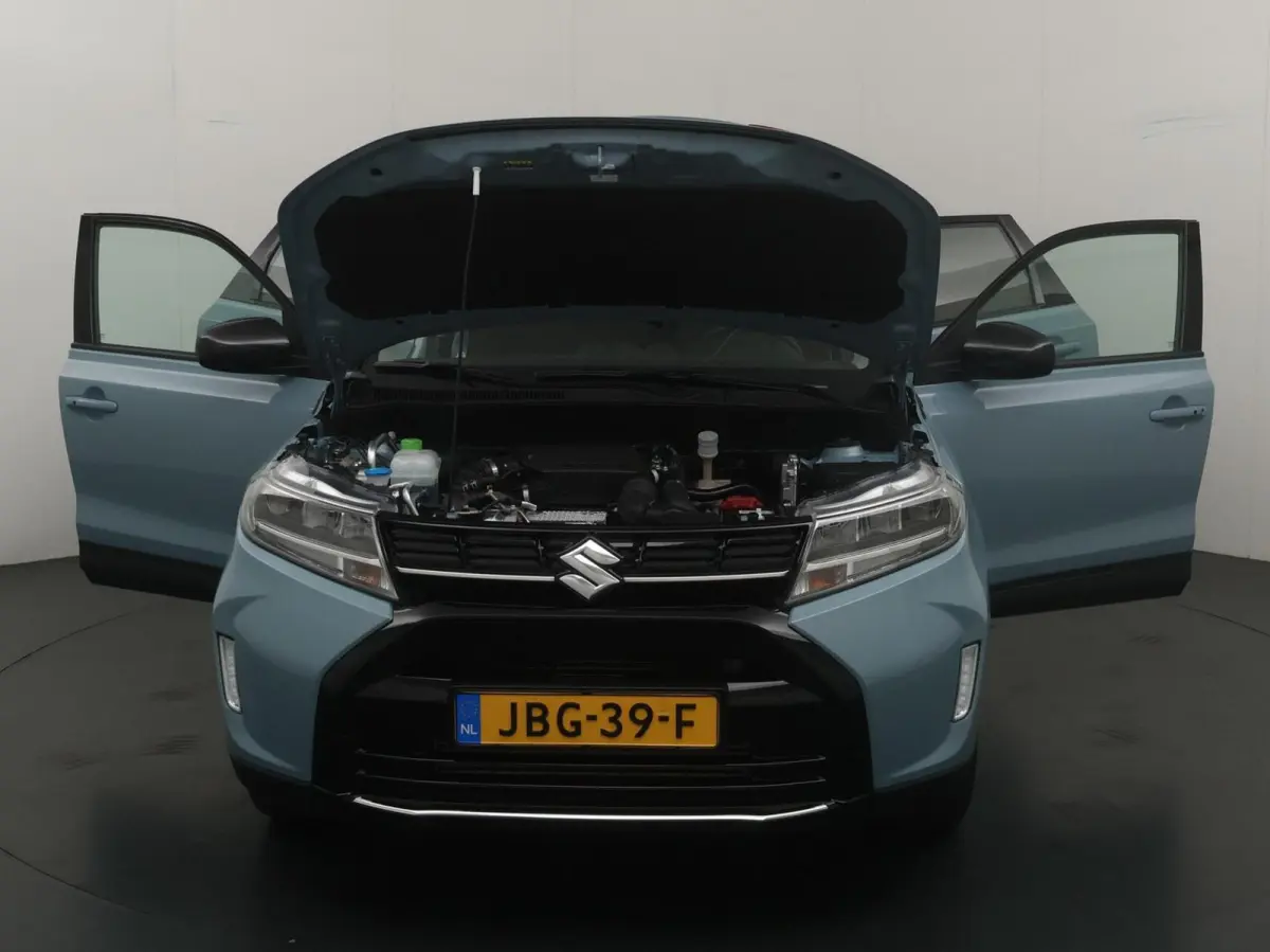 1.4 Boosterjet Smart Hybrid Black Edition