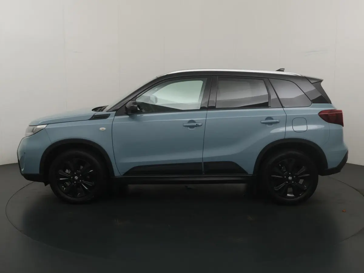 1.4 Boosterjet Smart Hybrid Black Edition
