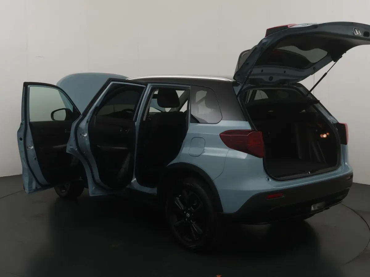 1.4 Boosterjet Smart Hybrid Black Edition
