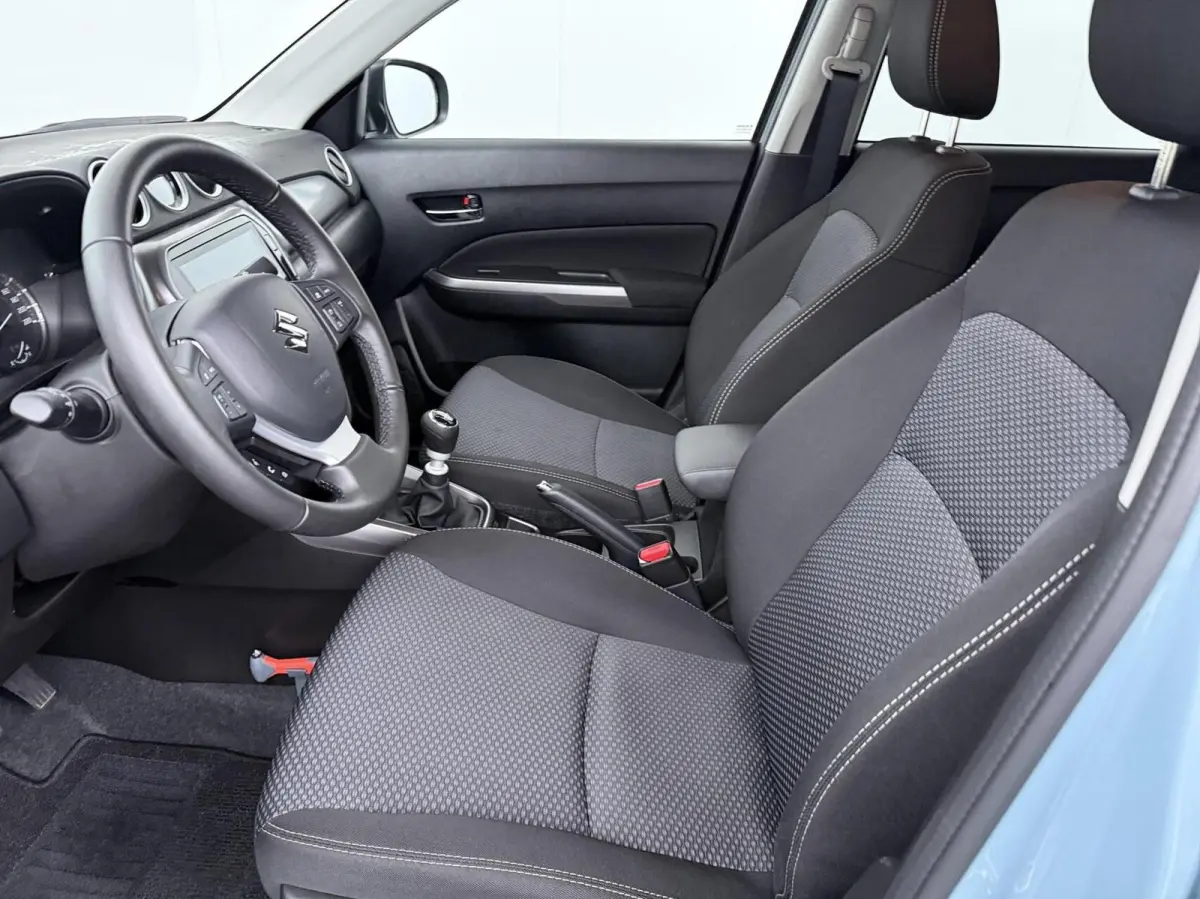 1.4 Boosterjet Smart Hybrid Black Edition