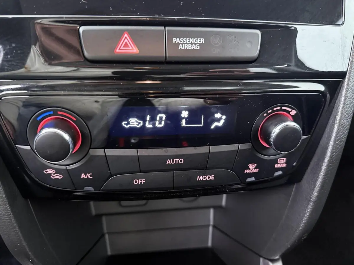 1.4 Boosterjet Smart Hybrid Black Edition
