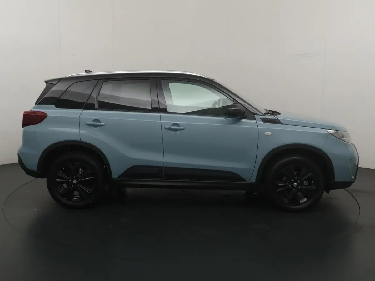 1.4 Boosterjet Smart Hybrid Black Edition