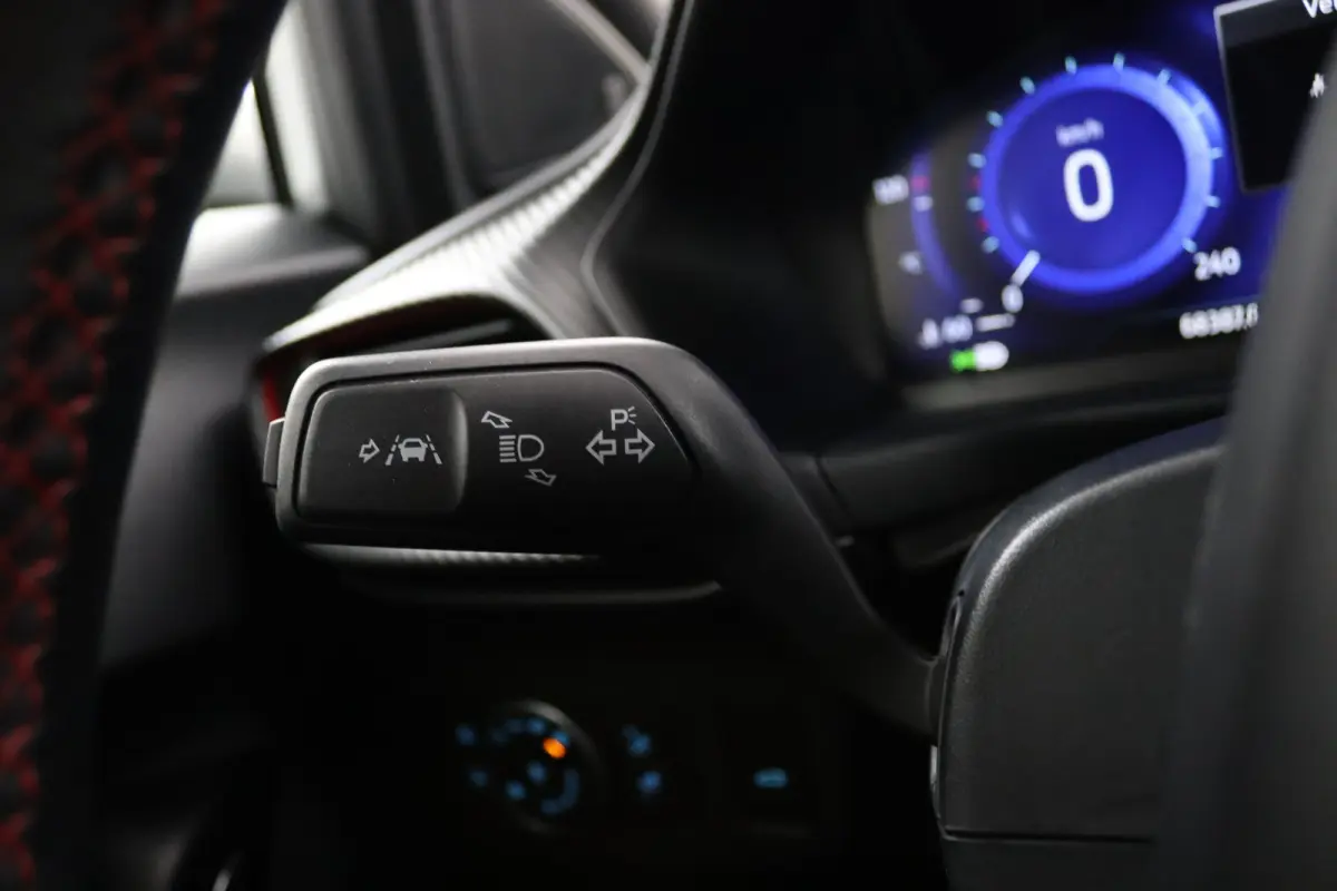 1.0 EcoBoost 155pk ST-Line X | Trekhaak | Adaptive Cruise | BLIS | B&O Audio | Winterpack | LED | Elektrische Achterklep | Keyless