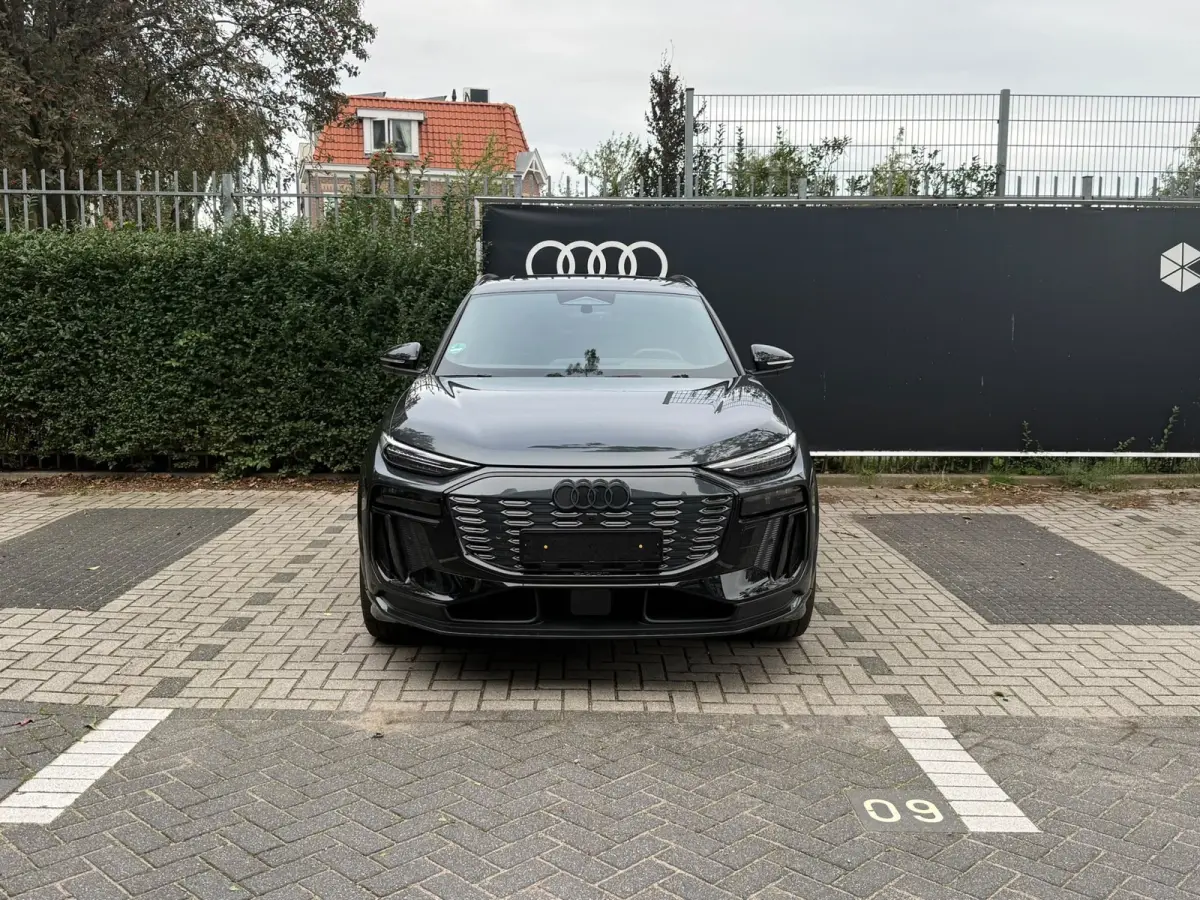 performance 225 kW | Luchtvering | Trekhaak | Head-up | Leder super sportstoelen | B&O | 21 inch |