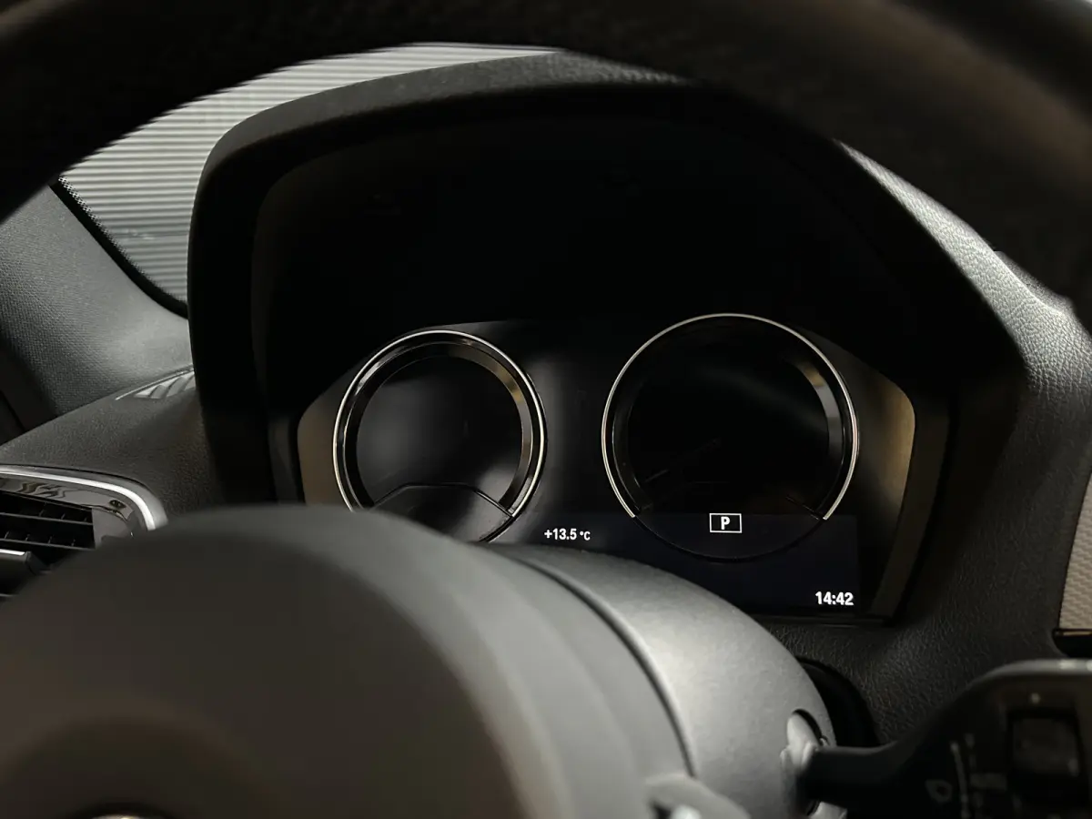 118i LCI | AUT | M-SPORT | LED | NL AUTO | Leer | Navi PRO |