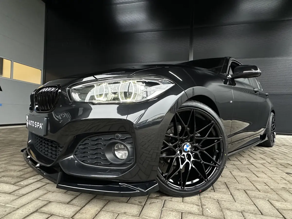 118i LCI | AUT | M-SPORT | LED | NL AUTO | Leer | Navi PRO |