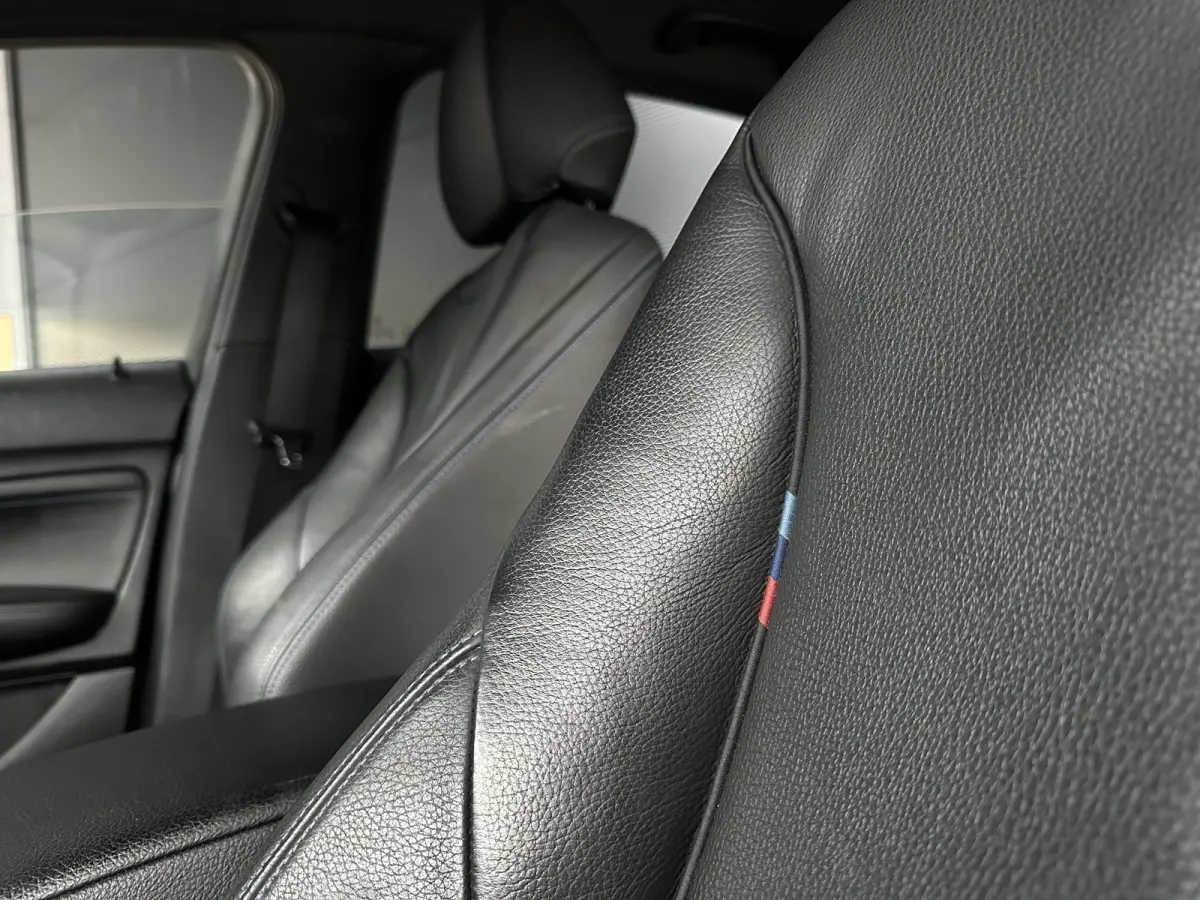 118i LCI | AUT | M-SPORT | LED | NL AUTO | Leer | Navi PRO |