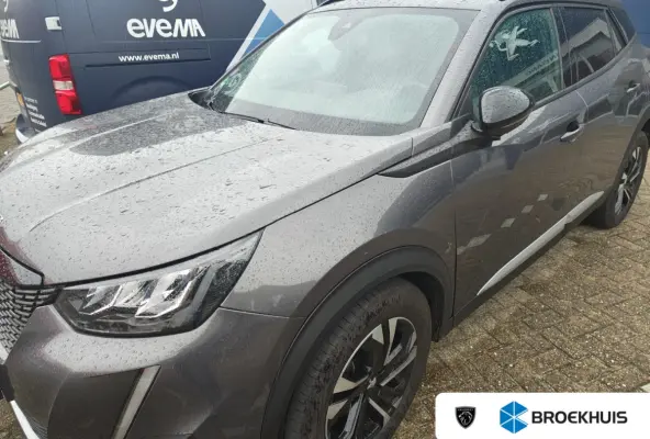 1.2 PureTech Allure Pack | Carplay | Navigatie | Trekhaak | Camera | Climate Control | | Achterbank in delen neerklapbaar | Achteruitrijcamera | Airco (automatisch)