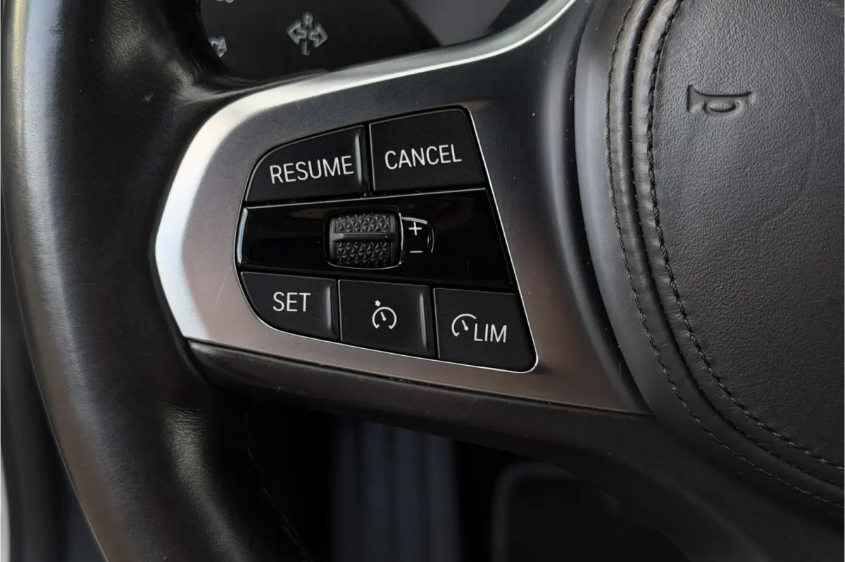 118i | Sportleder | Stoel + Stuurverwarming | Comfort Access | Live Cockpit Pro | Carplay