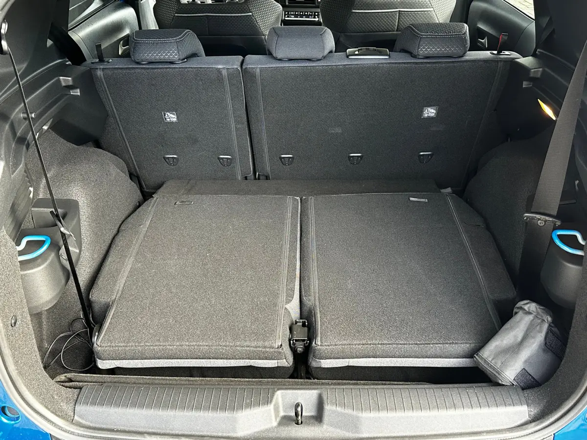 1.2 Turbo 145 PK Hybrid GS 7p. | 2+6 JAAR GARANTIE| STUUR, STOEL EN VOORRUITVERWARMING| DODEHOEK DETECTIE| COMFORTSTOELEN| NAVIGATIE + APPLE CARPLAY/ANDROID AUTO| CAMERA + PARKEERSENSOREN| D