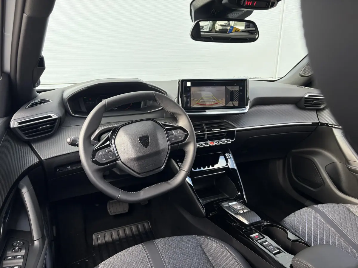1.2 Hybrid 145 Allure | 21% Korting | Adaptieve Cruise Control | Camera | Apple CarPlay/Android Auto