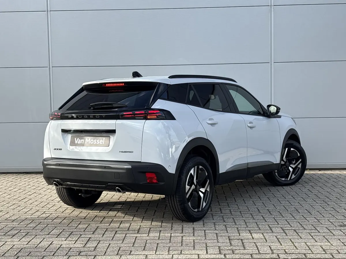 1.2 Hybrid 145 Allure | 21% Korting | Adaptieve Cruise Control | Camera | Apple CarPlay/Android Auto