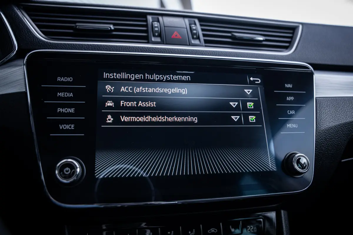 1.5 TSI ACT Business Edition | Airco (automatisch) | Cruise control adaptief | Trekhaak uitklapbaar
