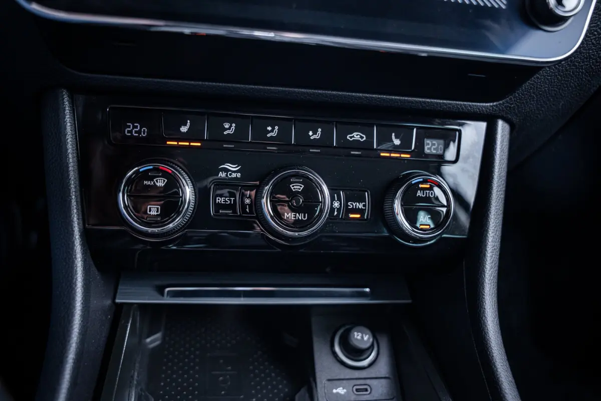 1.5 TSI ACT Business Edition | Airco (automatisch) | Cruise control adaptief | Trekhaak uitklapbaar