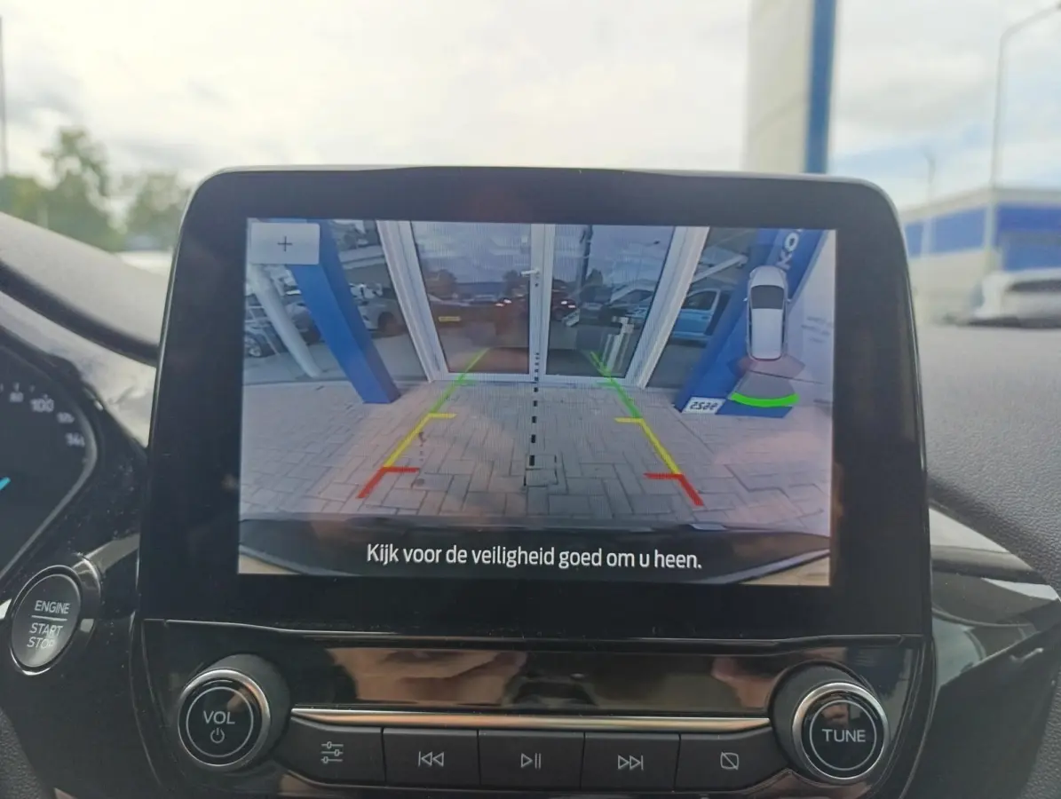 1.0 EcoBoost Hybrid Titanium X | Stoel/stuur voorruitverwarming | Camera | PDC V+A | B&O Audio | Navigatie | Dealeronderhouden