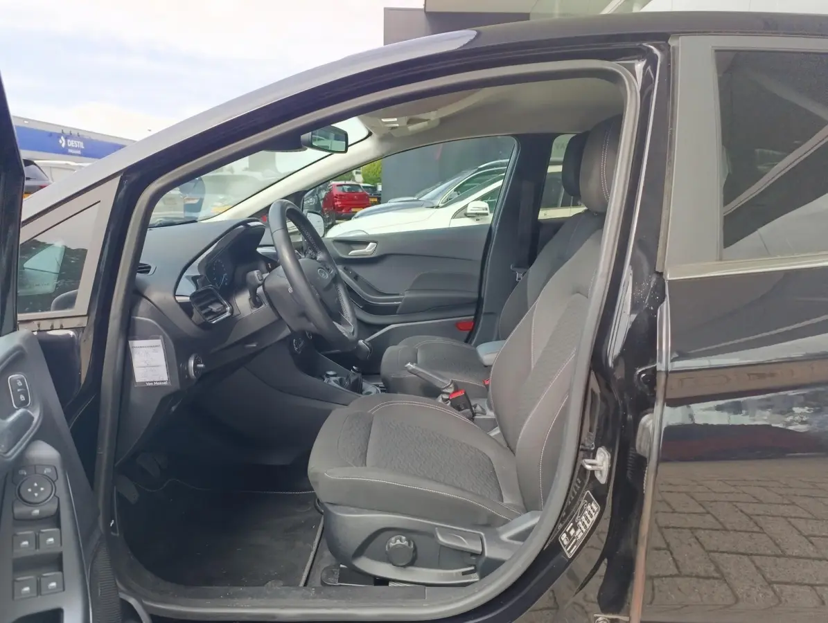 1.0 EcoBoost Hybrid Titanium X | Stoel/stuur voorruitverwarming | Camera | PDC V+A | B&O Audio | Navigatie | Dealeronderhouden