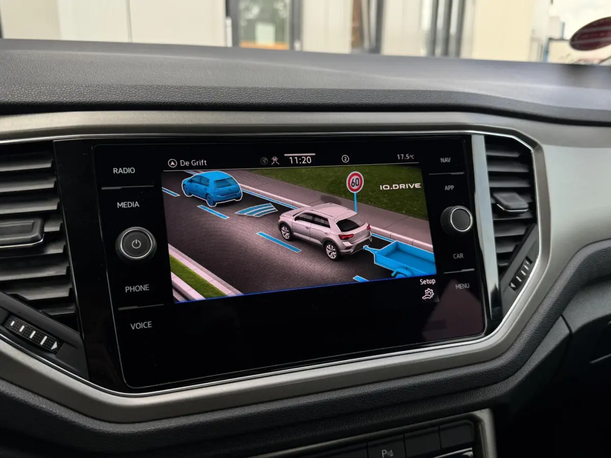 1.0 TSI Style Business | Carplay | IQ Drive | Adaptive cruise | DAB | LED | Sensoren | Trekhaak