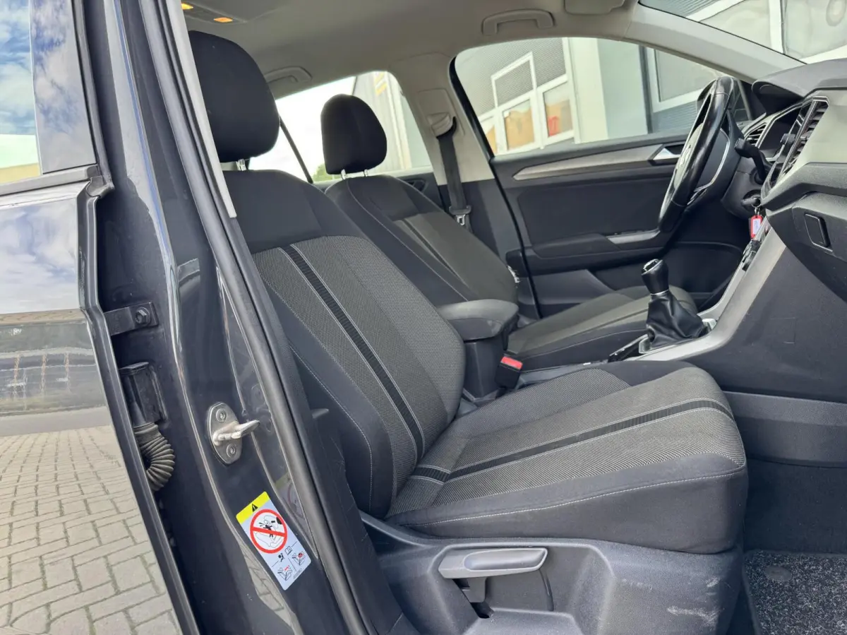1.0 TSI Style Business | Carplay | IQ Drive | Adaptive cruise | DAB | LED | Sensoren | Trekhaak