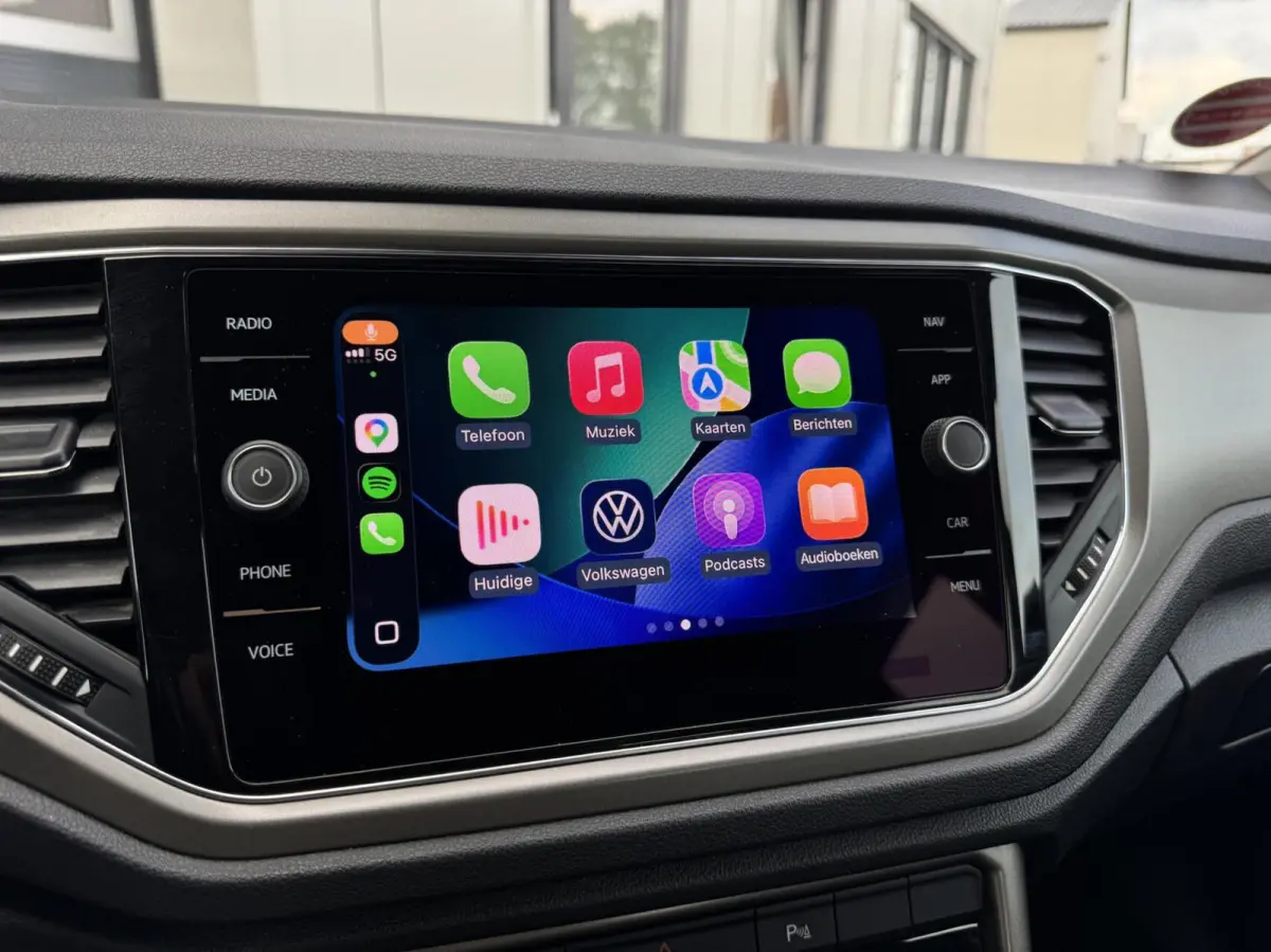 1.0 TSI Style Business | Carplay | IQ Drive | Adaptive cruise | DAB | LED | Sensoren | Trekhaak