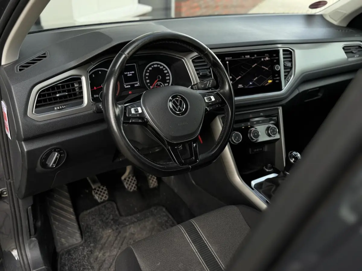 1.0 TSI Style Business | Carplay | IQ Drive | Adaptive cruise | DAB | LED | Sensoren | Trekhaak