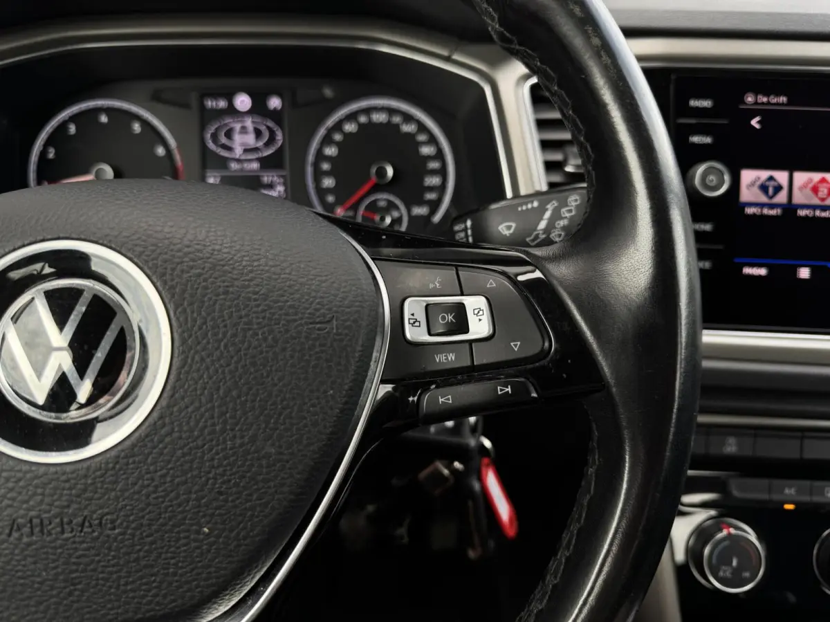 1.0 TSI Style Business | Carplay | IQ Drive | Adaptive cruise | DAB | LED | Sensoren | Trekhaak