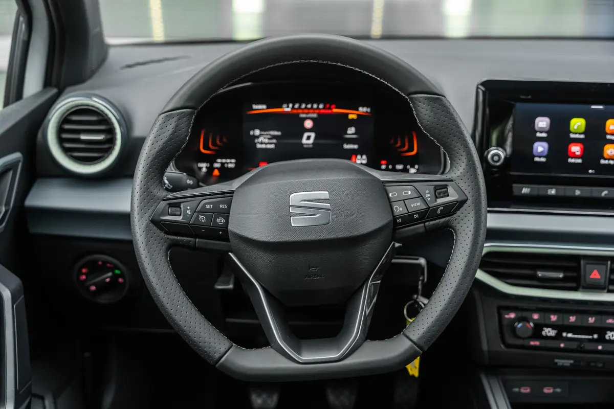 1.0 EcoTSI 95pk Style | Cruise Control | Airco