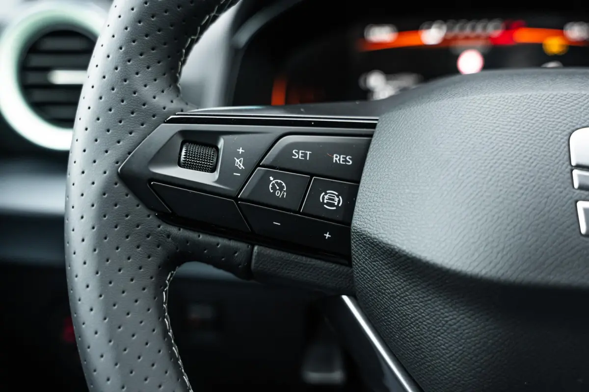 1.0 EcoTSI 95pk Style | Cruise Control | Airco