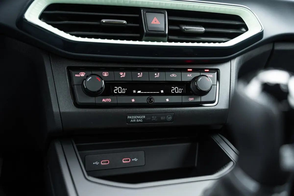 1.0 EcoTSI 95pk Style | Cruise Control | Airco