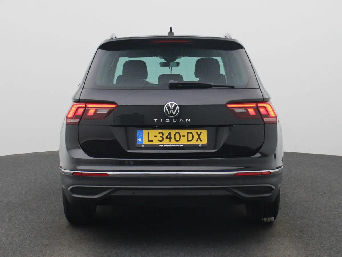 1.5 TSI Life 150 PK| Origineel Nederlands | Apple Carplay | Parkeersensoren | 17 Inch Velgen | Radio DAB+ | LED Koplampen | LED Achterlichten