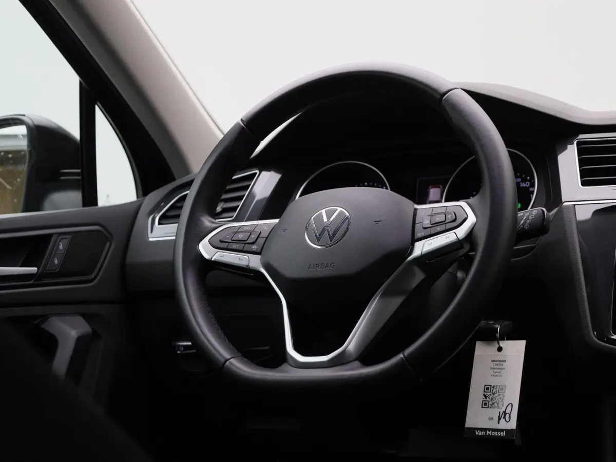 1.5 TSI Life 150 PK| Origineel Nederlands | Apple Carplay | Parkeersensoren | 17 Inch Velgen | Radio DAB+ | LED Koplampen | LED Achterlichten