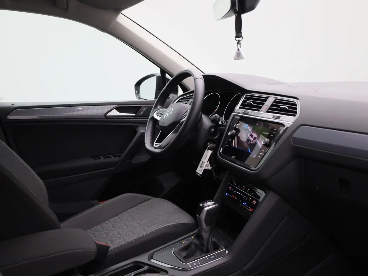 1.5 TSI Life 150 PK| Origineel Nederlands | Apple Carplay | Parkeersensoren | 17 Inch Velgen | Radio DAB+ | LED Koplampen | LED Achterlichten