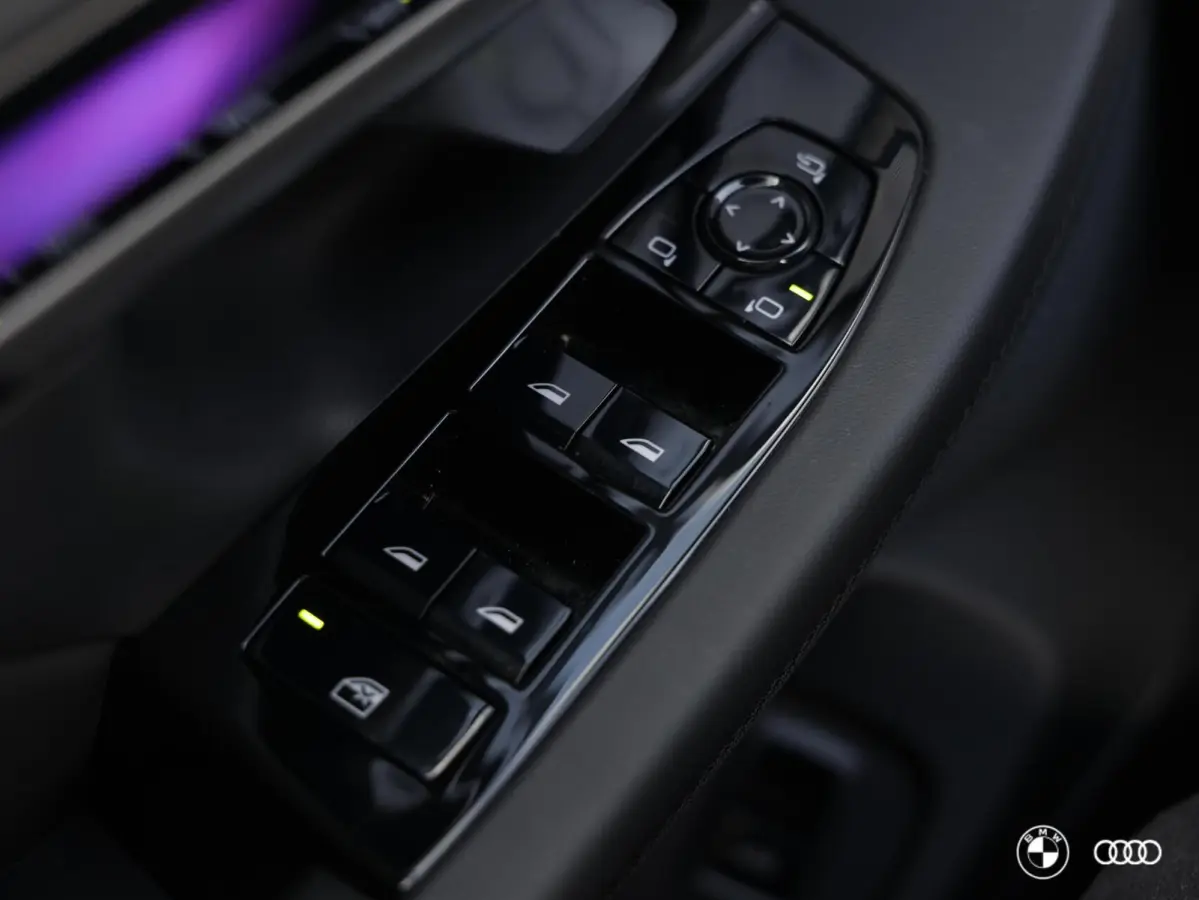 530E M SPORT / PANODAK / MEMORY / HARMANKARDON / LEDER / ACC