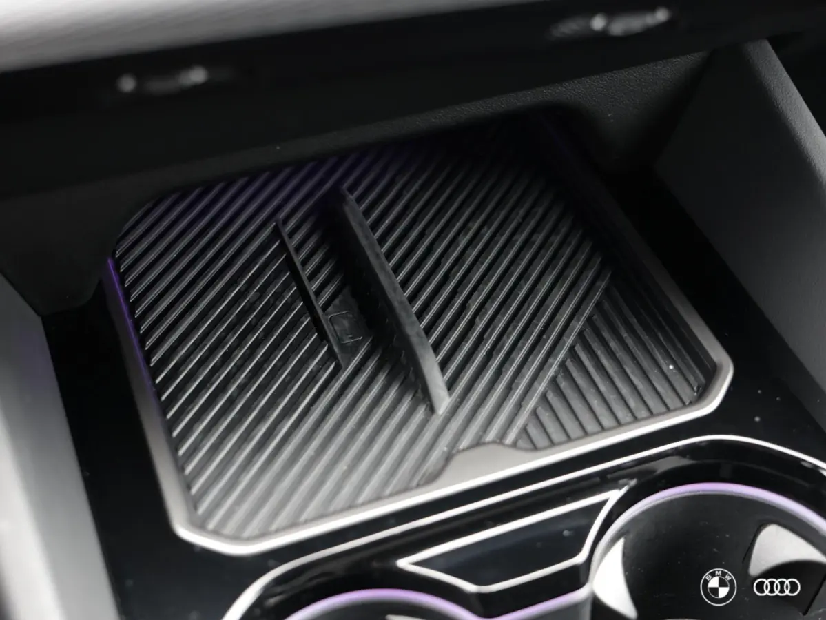 530E M SPORT / PANODAK / MEMORY / HARMANKARDON / LEDER / ACC