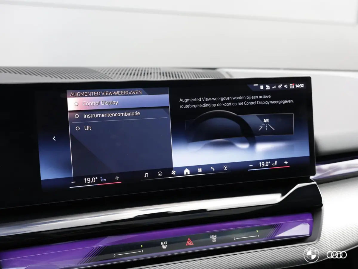 530E M SPORT / PANODAK / MEMORY / HARMANKARDON / LEDER / ACC