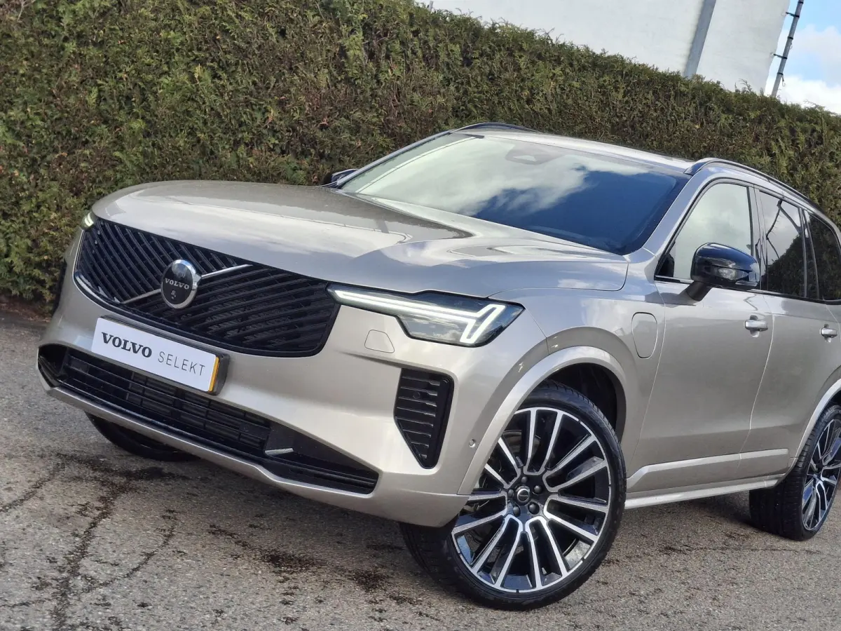 T8 Plug-in hybrid AWD Ultra Dark | Luchtvering | Bowers & Wilkins | Nappaleder met ventilatie & massage | Full Option |