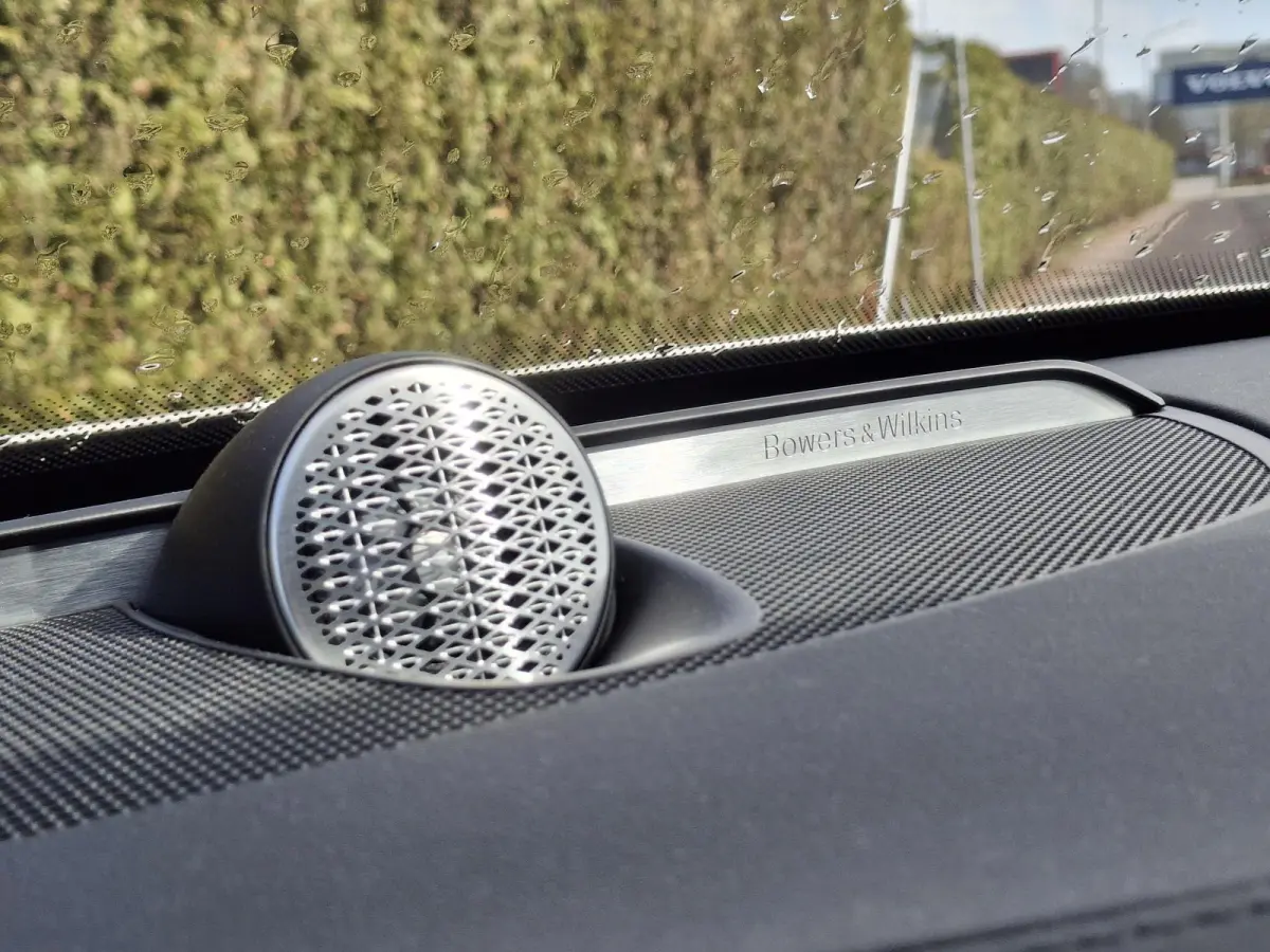 T8 Plug-in hybrid AWD Ultra Dark | Luchtvering | Bowers & Wilkins | Nappaleder met ventilatie & massage | Full Option |