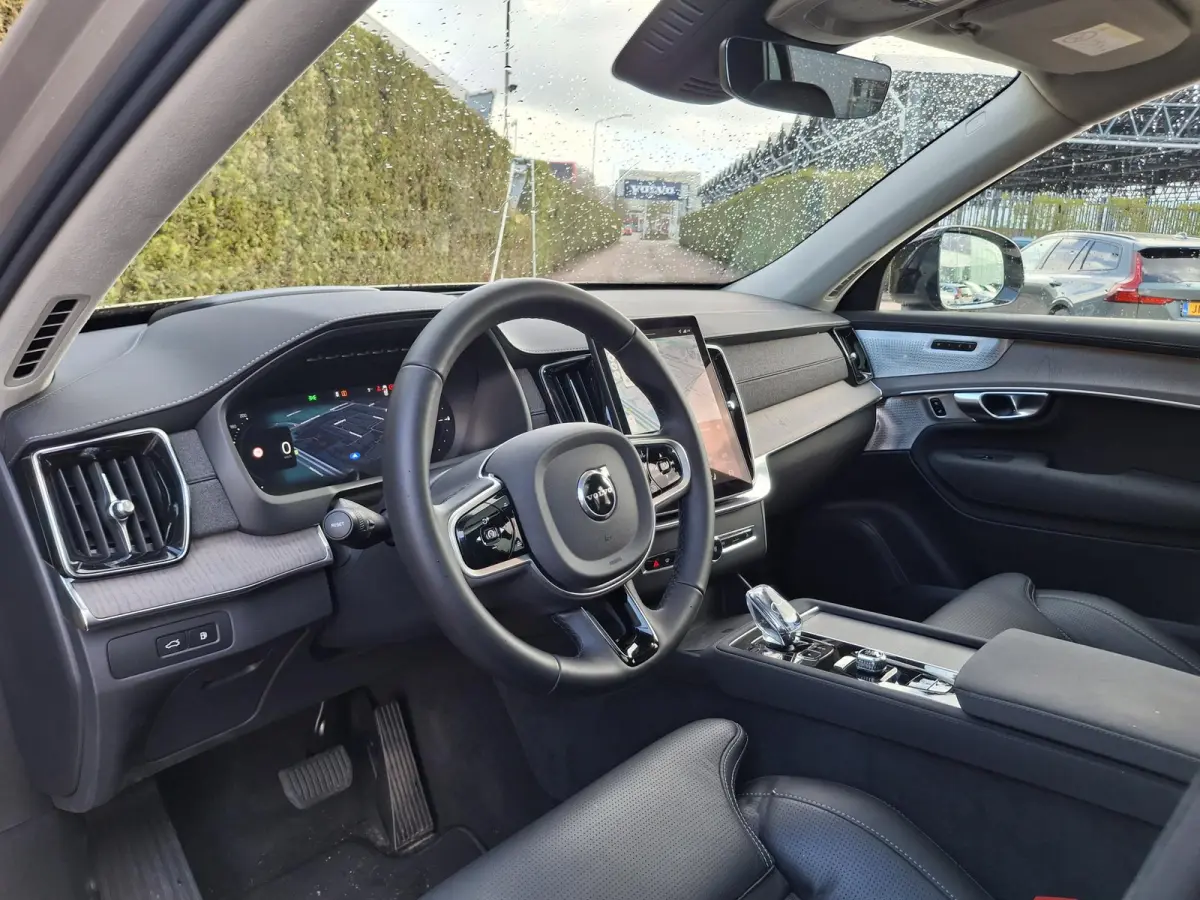T8 Plug-in hybrid AWD Ultra Dark | Luchtvering | Bowers & Wilkins | Nappaleder met ventilatie & massage | Full Option |