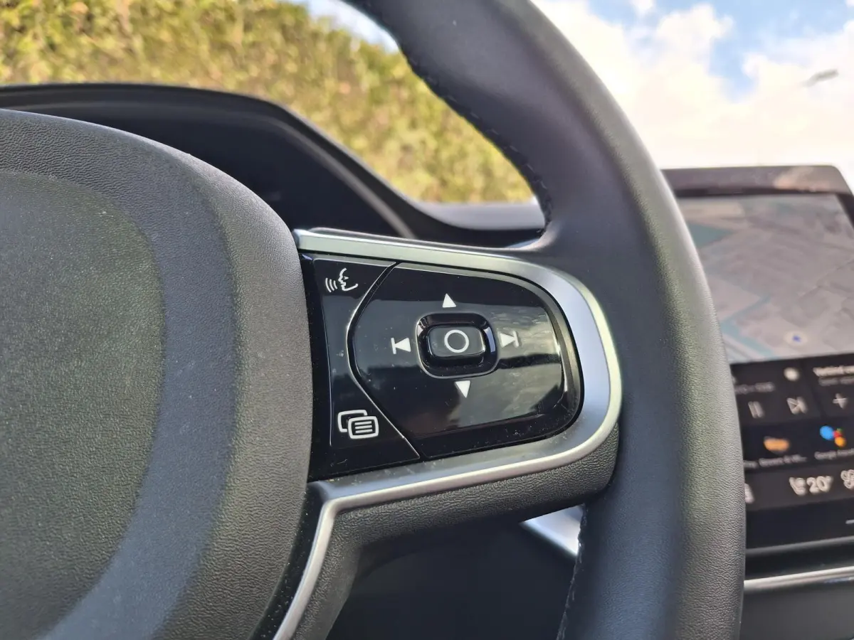 T8 Plug-in hybrid AWD Ultra Dark | Luchtvering | Bowers & Wilkins | Nappaleder met ventilatie & massage | Full Option |