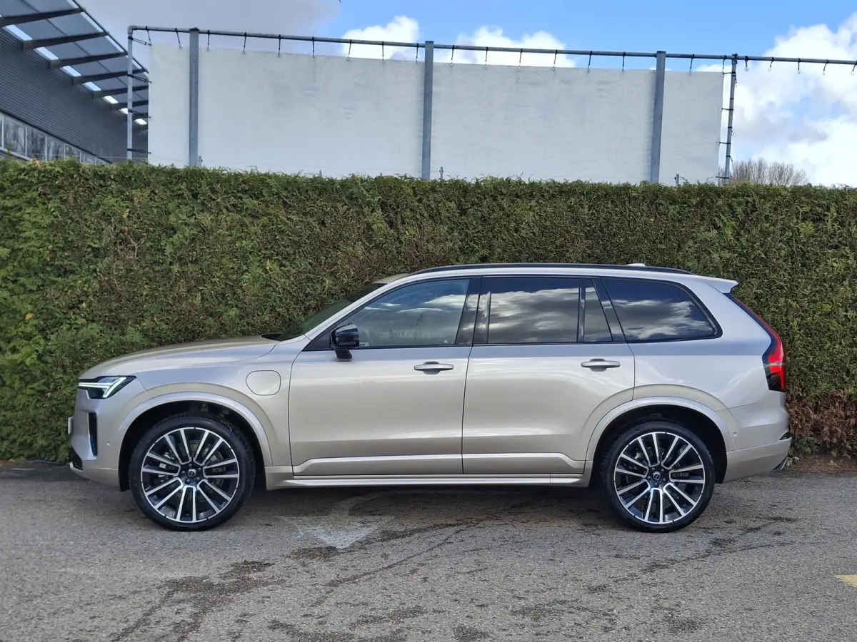 T8 Plug-in hybrid AWD Ultra Dark | Luchtvering | Bowers & Wilkins | Nappaleder met ventilatie & massage | Full Option |