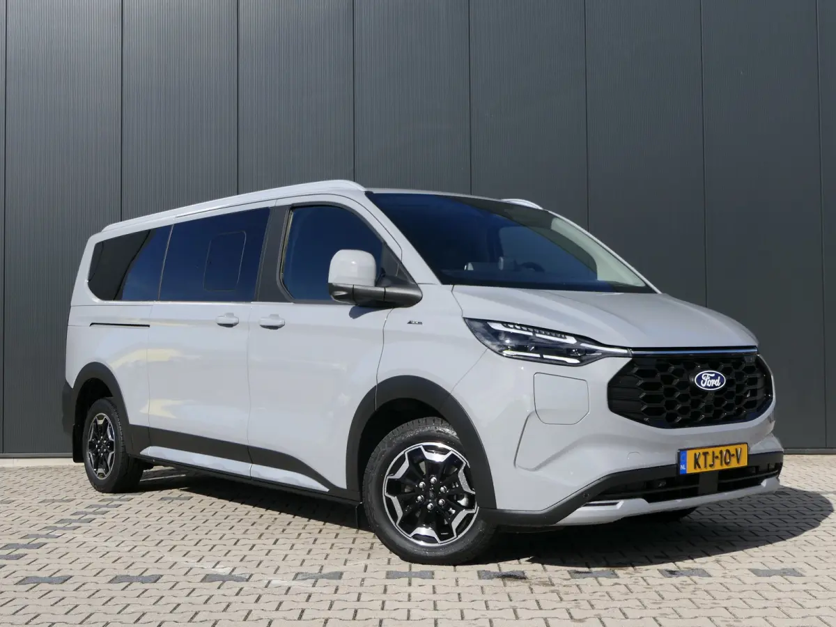 Tourneo 340 2.5 PHEV L2H1 Active | Adaptive Cruise | BLIS | 360 Camera | Full LED | 9 Persoons | CarPlay/Android Auto