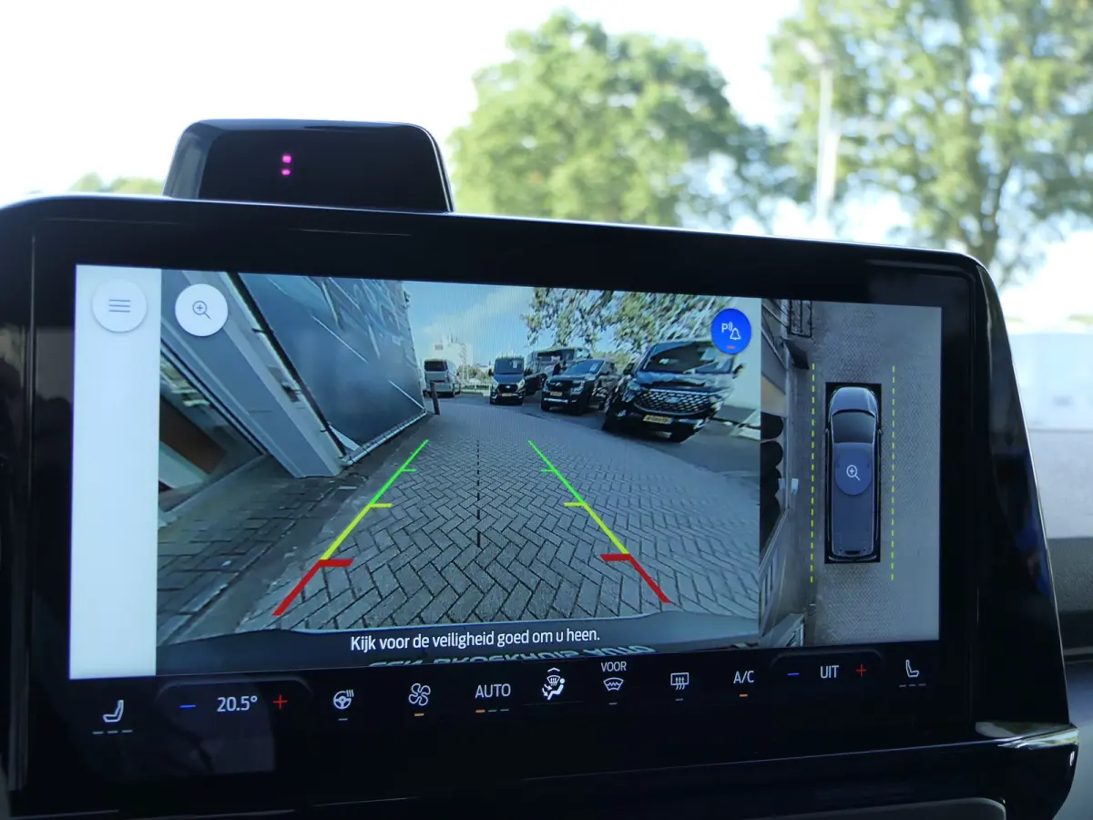 Tourneo 340 2.5 PHEV L2H1 Active | Adaptive Cruise | BLIS | 360 Camera | Full LED | 9 Persoons | CarPlay/Android Auto