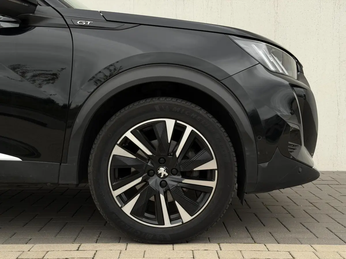 1.2 GT 155 pk | pano | alcantara | Focal | full
