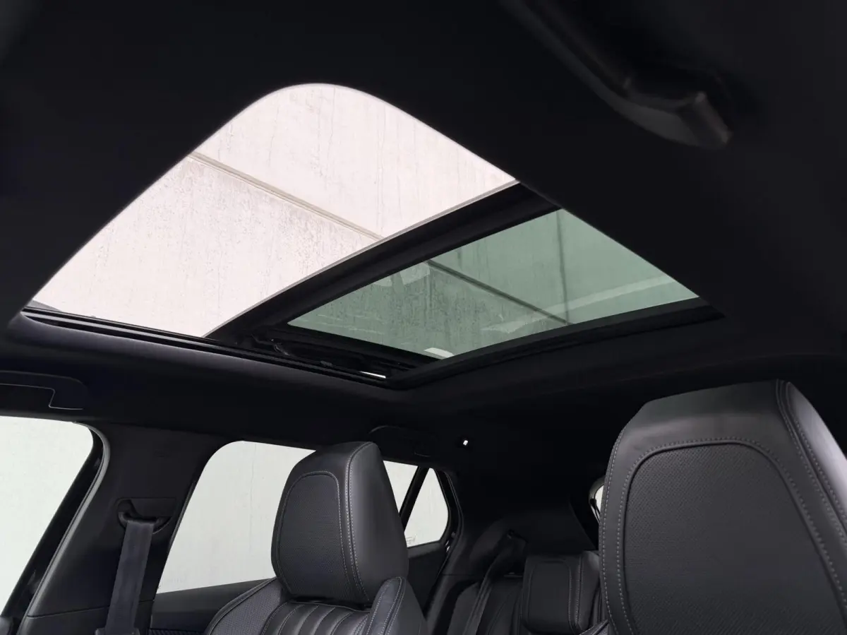 1.2 GT 155 pk | pano | alcantara | Focal | full